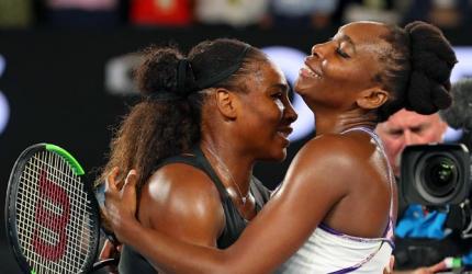 Venus draws on spirit of Serena in Wimbledon quest