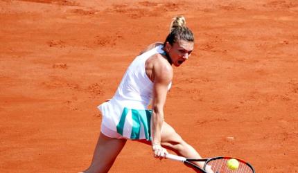 Halep pulls out of Birmingham event with ankle injury