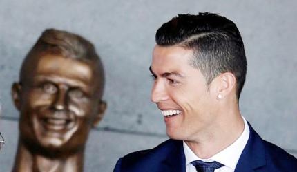 Ronaldo Airport naming ceremony overshadowed by dodgy statue