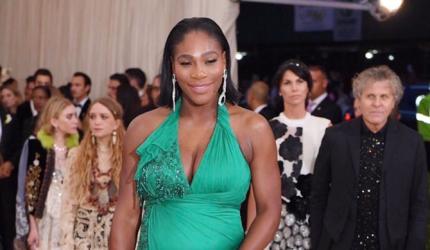 First Look! Mommy-to-be Serena rocks the red carpet at Met Gala