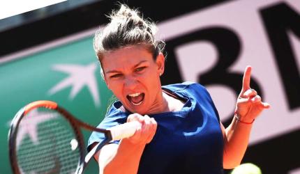 Halep, Muguruza through to Italian Open semis