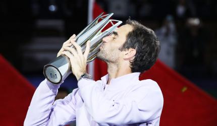 PHOTOS: Federer routs Nadal in Shanghai Masters final