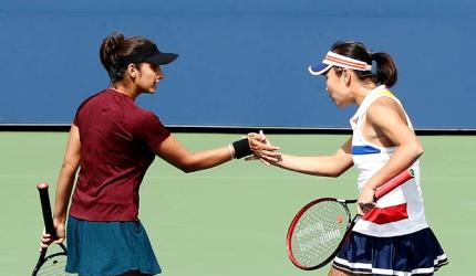 Sania and China's Peng enter US Open semis