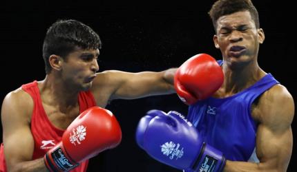 Kaushik, Solanki  in boxing quarters of CWG