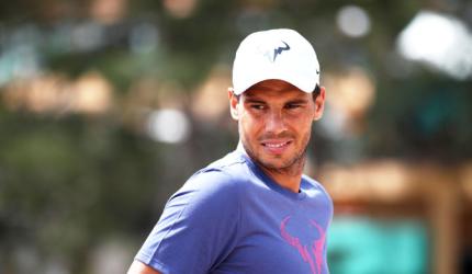 Nadal returns to favourite hunting ground on red soil