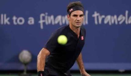 Federer cruises, Tsitsipas falls in Cincinnati