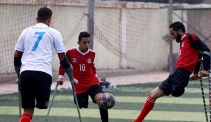 He lost a leg 20 years ago but aims for a soccer league