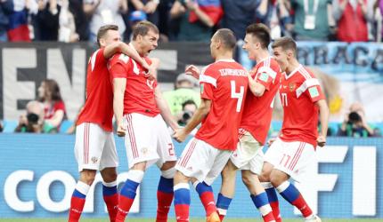 PHOTOS: Rampant Russia pummel Saudis 5-0 in World Cup opener