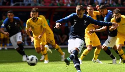 Griezmann scores first ever World Cup penalty by VAR