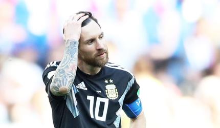 World Cup PIX: Messi misses penalty as Argentina held by Iceland