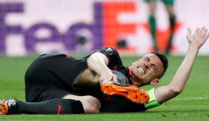 Football Briefs: Koscielny out of World Cup