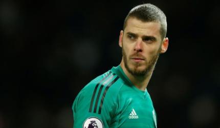 Soccer Extras: De Gea signs new deal with United