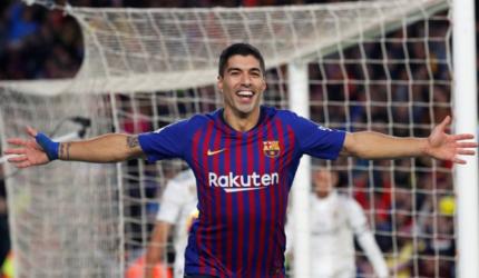 Barcelona thump Real as ruthless Suarez sticks knife into Lopetegui