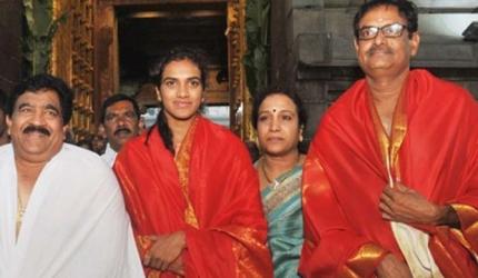 WATCH: PV Sindhu visits Tirupati shrine