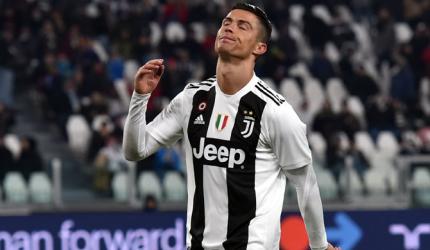 Football Extras: Ronaldo misses penalty but Juve ease to win