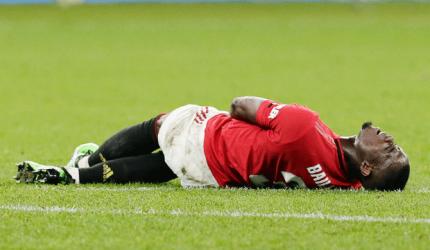 Soccer Extras: United's Bailly out for four months