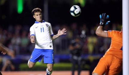 VAR penalty, Coutinho brace help Brazil beat Bolivia