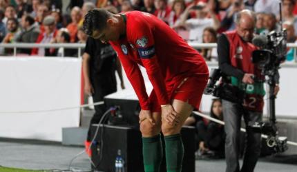 Euro: Ronaldo suffers injury as Serbia hold Portugal