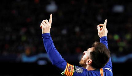 Messi closing in on Champions League pledge for Barca