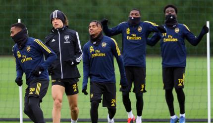 Arsenal to re-open training ground to players