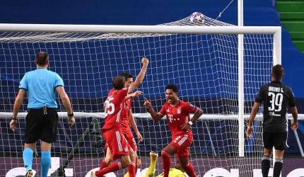 Gnabry brace sends Bayern into Champions League final