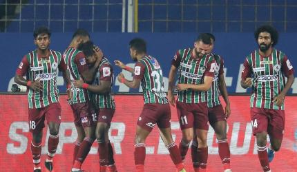 ISL: ATKMB continue perfect run as Krishna nets winner