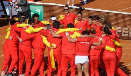 Spain seal place in Fed Cup Finals