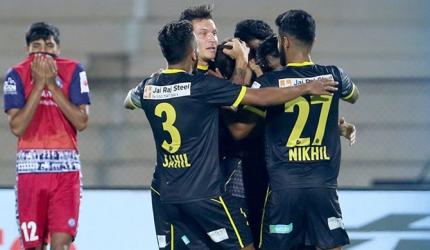 ISL: Jamshedpur hold Hyderabad with injury-time goal