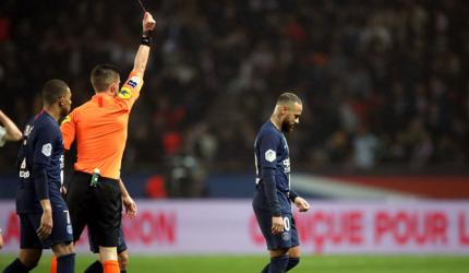 Football PIX: Neymar sent off as PSG beat Bordeaux