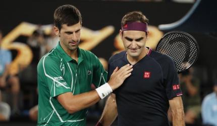 PHOTOS: Djokovic routs Federer to enter Aus Open final