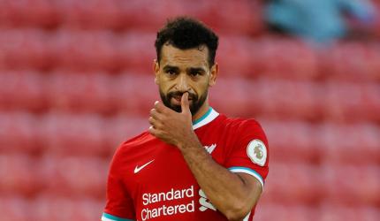 Egypt's Salah tests positive for COVID-19 again