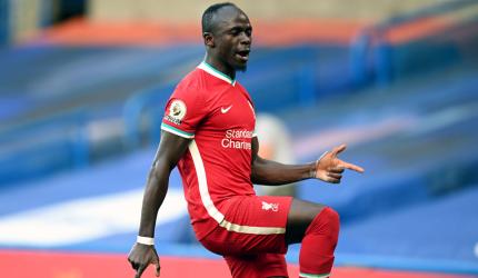 Liverpool forward Mane tests positive for COVID-19