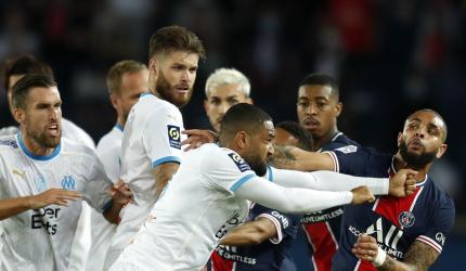 Mass brawl mars Marseille's rare win at PSG