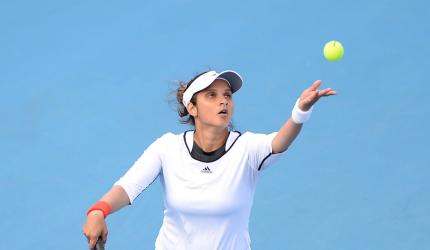 Sania back in TOPS after four-year gap