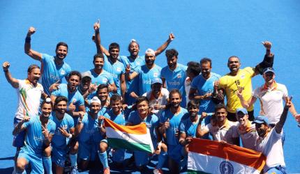 PICS: India hockey players celebrate bronze medal win!