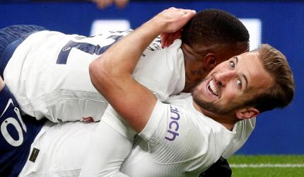 EPL PIX: Spurs hold Liverpool; Man City cruise to win