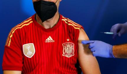 Players receive vaccines amid fears of side effects