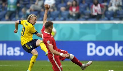 PICS: Sweden send Poland home after last-ditch win