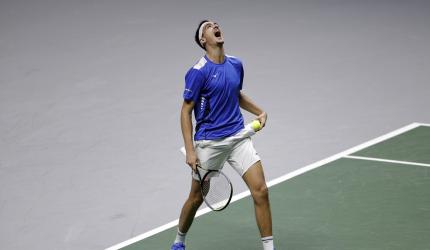 Davis Cup: Italy in last 8; Germany beat Serbia