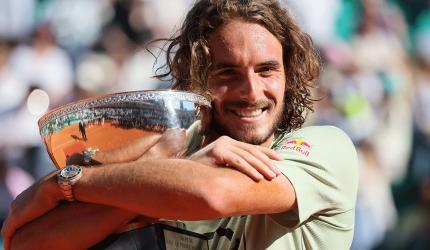 Tsitsipas downs Fokina to defend Monte Carlo crown