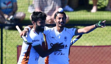 Australia rout India in 4th Test, seal hockey series