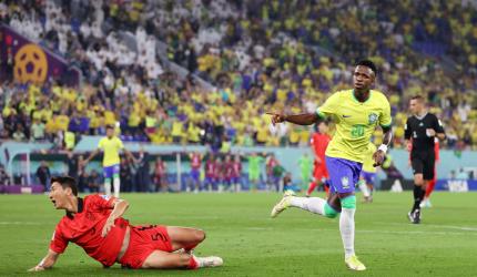 FIFA WC PIX: Brazil crush Korea to reach quarters