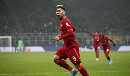 Champions League: Liverpool win at Inter; Bayern draw