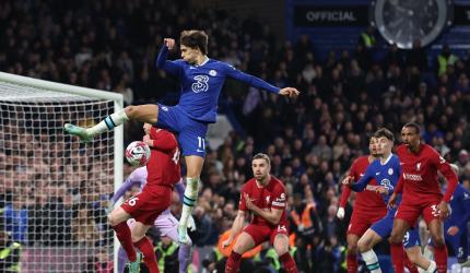 EPL PIX: Liverpool hold Chelsea; Villa win