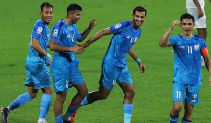 India edge Lebanon in penalties to enter SAFF final