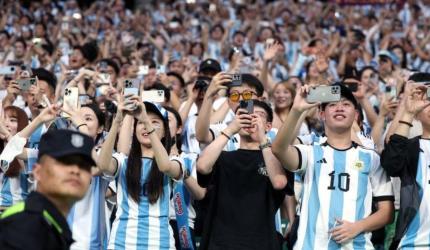 Messi Mania In Bejing!