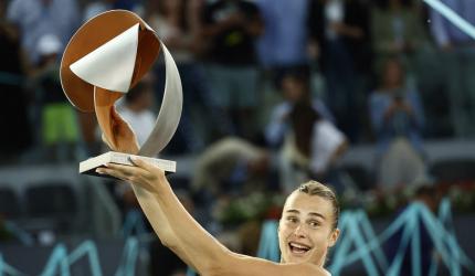 Sabalenka beats world No. 1 Swiatek for Madrid title