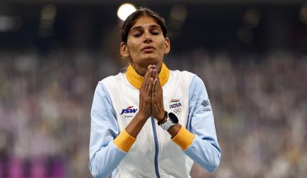 Will Yogi Reward Parul's Incredible Race?