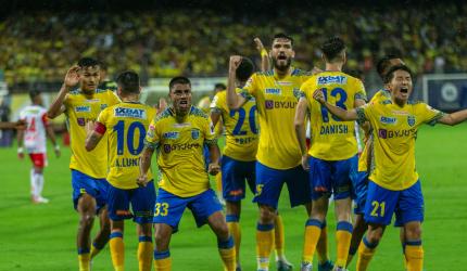 ISL PIX: Kerala eclipse Bengaluru in thrilling opener