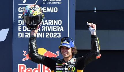 Bezzecchi takes pole at inaugural Indian MotoGP